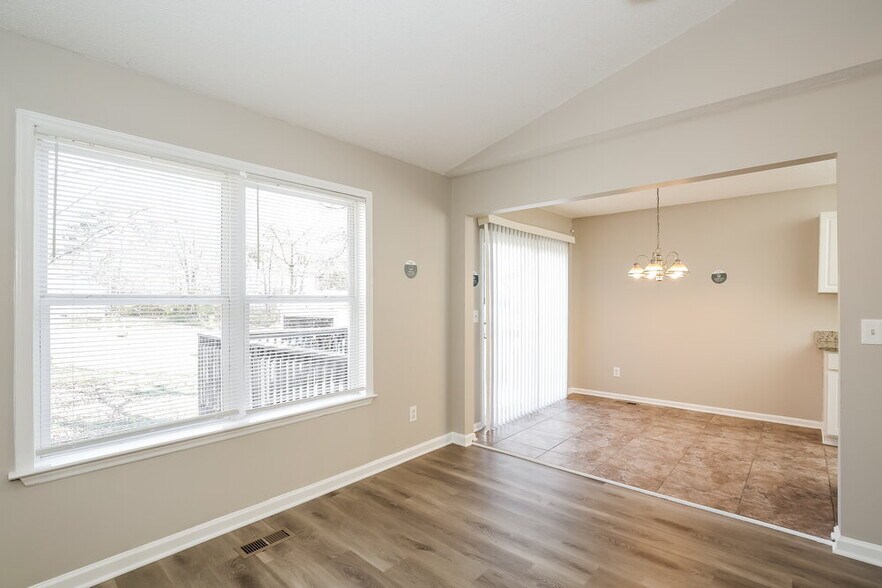 Building Photo - 301 Oferrell St