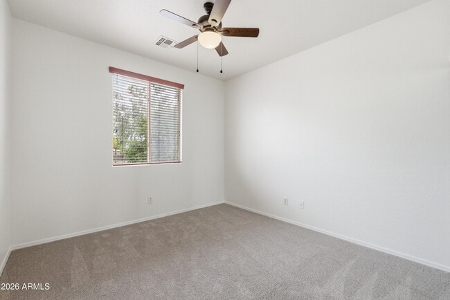 Building Photo - 4157 E Santa Fe Ln