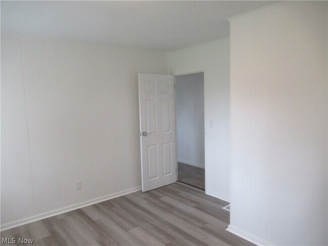 Building Photo - 1462 Harvard Dr