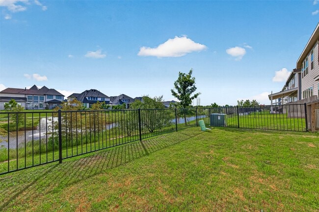 Building Photo - 5558 Amber Brook Ln