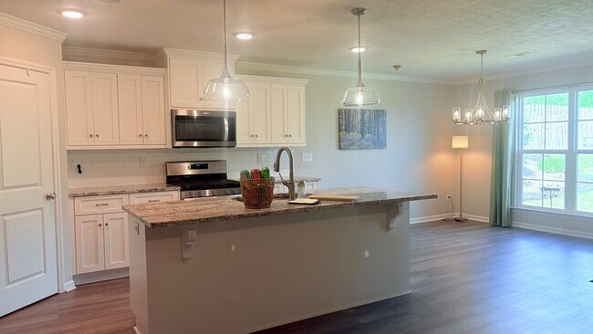 Building Photo - 226 Sutton Ct