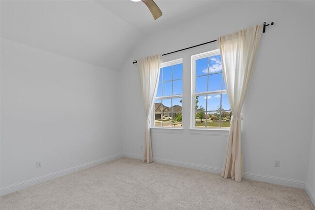 Building Photo - 20240 Smedley Dr