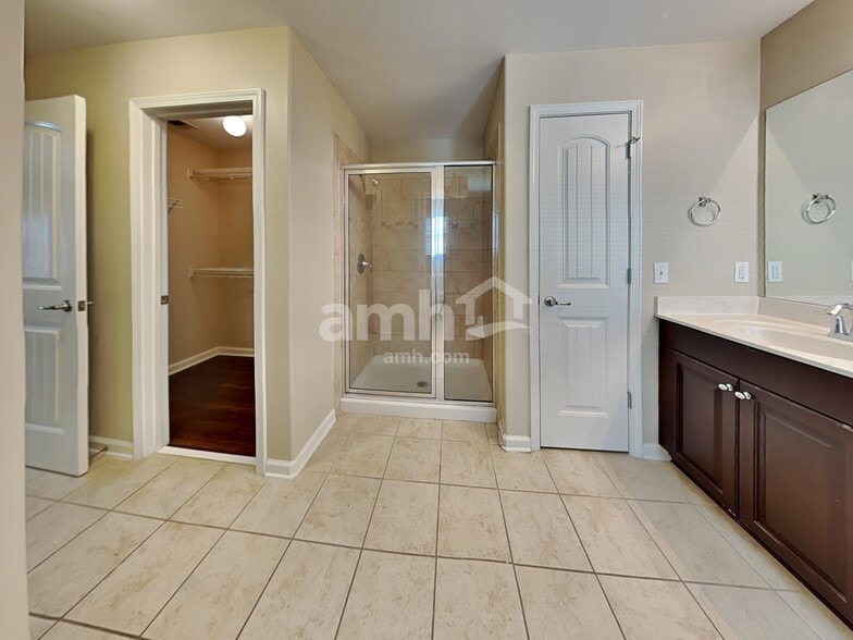 Building Photo - 160 Grayson Ave