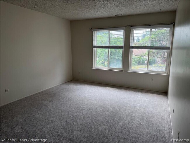 Building Photo - 27915 Berrywood Ln