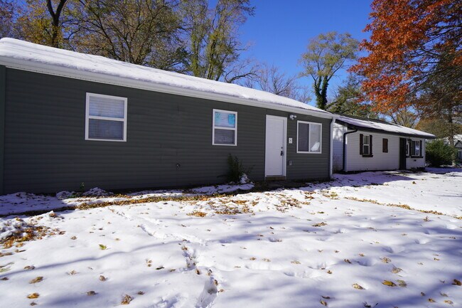 Building Photo - 1252-54 Idaho St