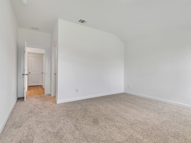 Building Photo - 9011 Serene Hvn Dr