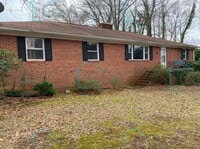 Building Photo - Two Bedroom Two Bath