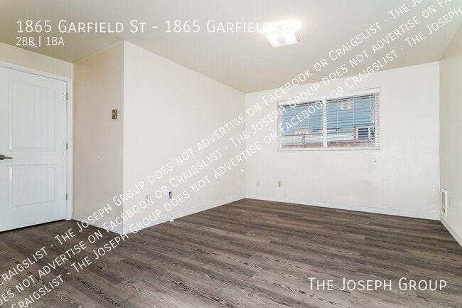 Building Photo - 1865 Garfield St