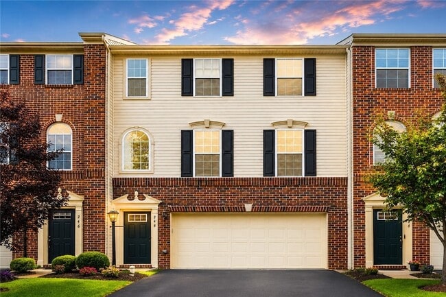 Building Photo - 248 Broadstone Dr