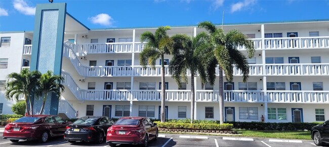 Building Photo - 4070 Exeter