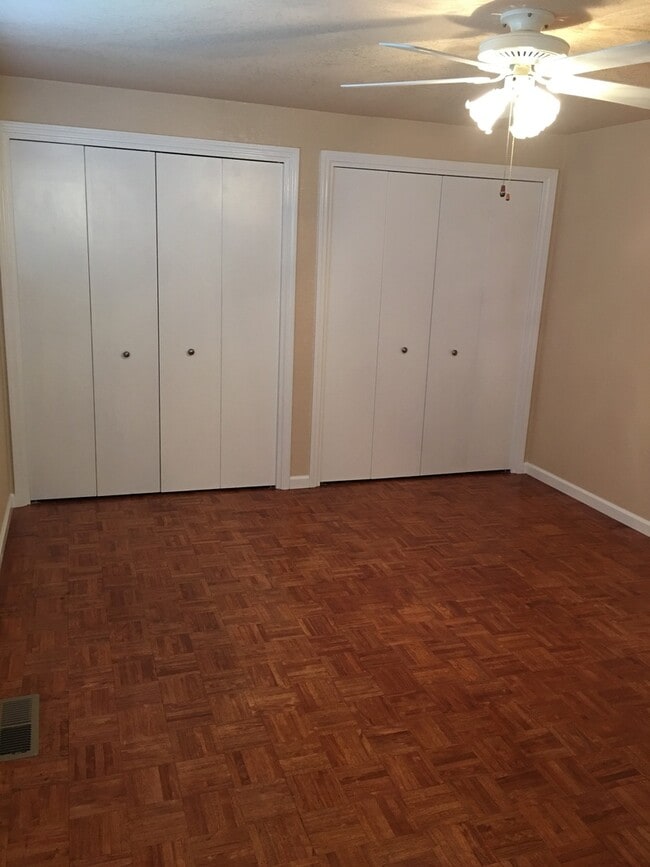 Building Photo - 3 bedroom 2 bathroom house - Stewart Lennox