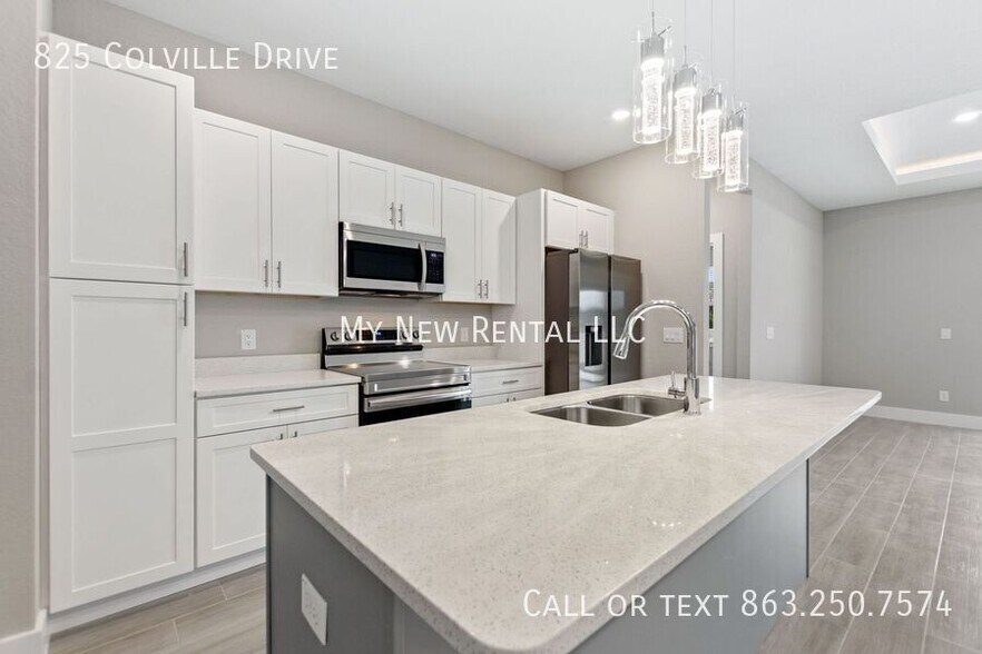 Building Photo - 825 Colville Dr