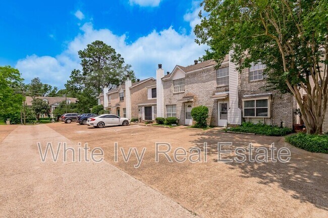 Primary Photo - 1401 Ave O
