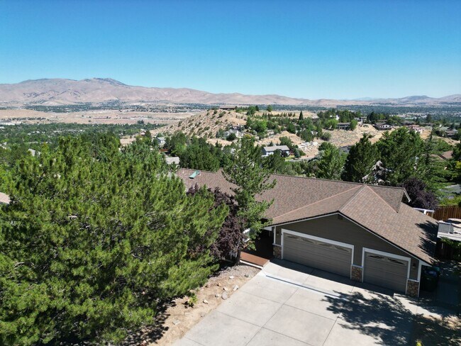 Building Photo - *Pending* Spacious 5 Bedroom Home With Valley Views In SW Reno!