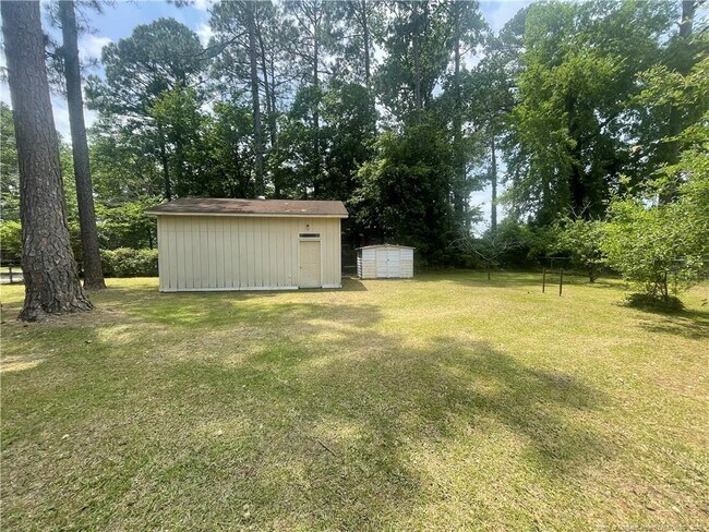 Building Photo - 916 Bingham Dr