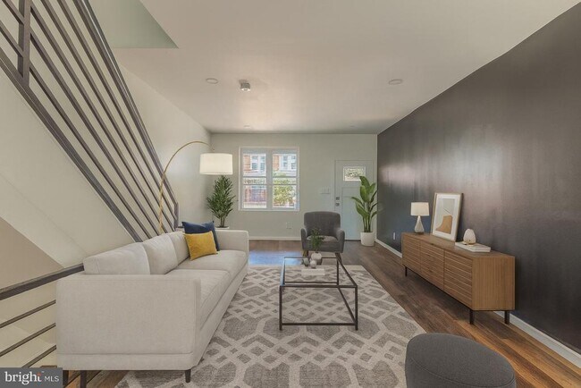 Building Photo - 5512 Locust St