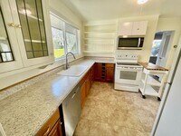 Building Photo - Are you looking for a short 4 Month Lease? Discover 2BD/2B Single-Family Home!