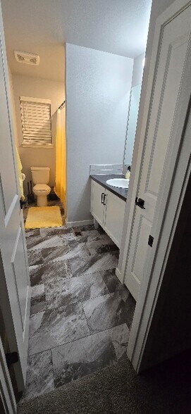 Building Photo - 618 Apex Trail