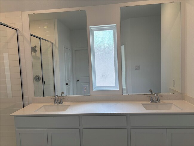 Building Photo - 6307 Serenity View Ln