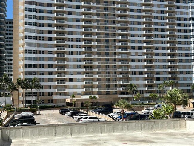 Building Photo - 1950 S Ocean Dr
