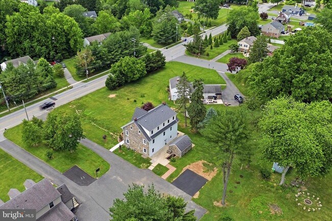 Building Photo - 1512 Naamans Creek Rd