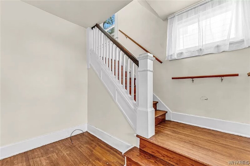 Building Photo - 353 Lisbon Ave