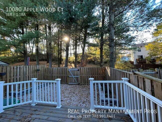 Building Photo - 10080 Apple Wood Ct