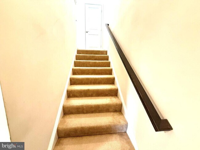 Building Photo - 17351 Redshank Rd