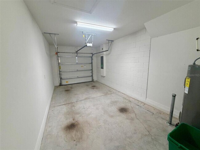 Building Photo - 614 Cheval Ln