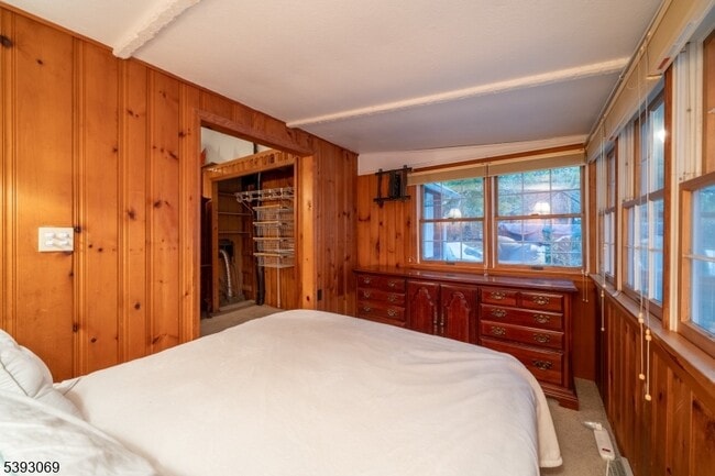 Building Photo - 215 Annisquam Rd