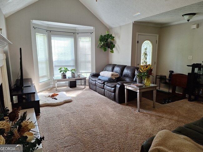 Building Photo - 85 Emerald Dr