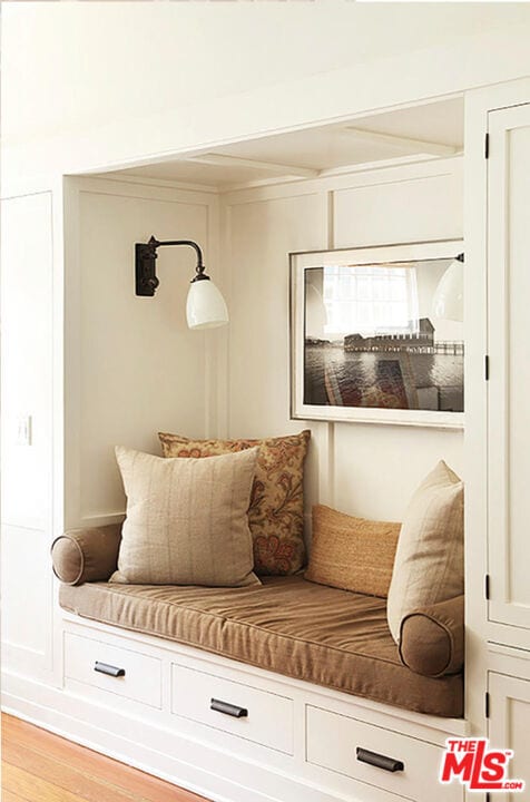 Building Photo - 147 Fraser Ave