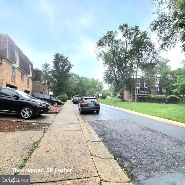 Building Photo - 10534 Cambridge Ct