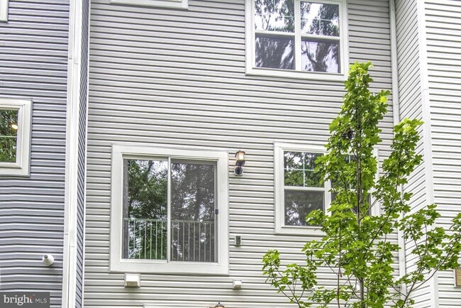 Building Photo - 6835 Winterhill Ln