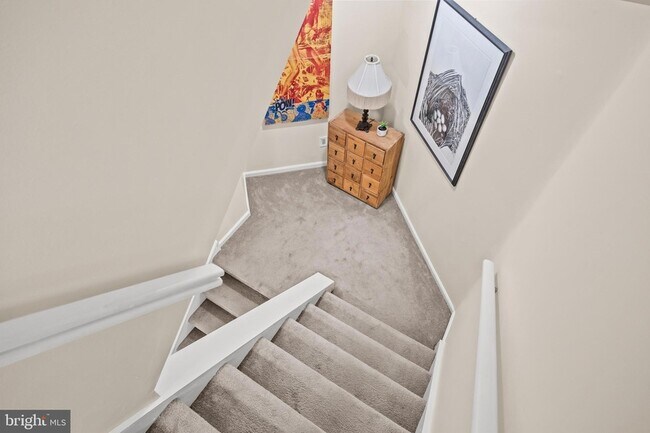 Building Photo - 1410 Chanticleer