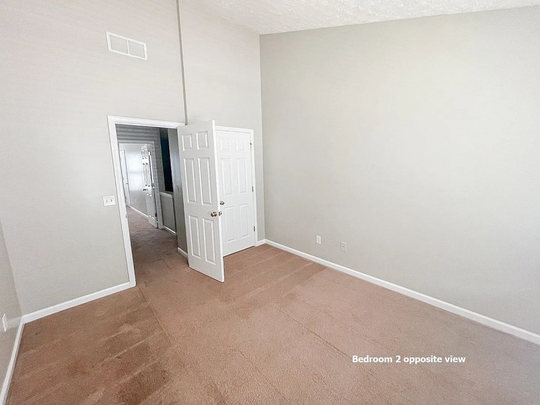 Building Photo - 5357 Paramount View Way