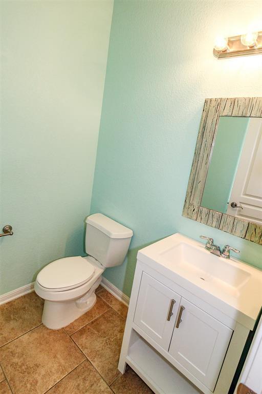 Building Photo - 4110 Mather