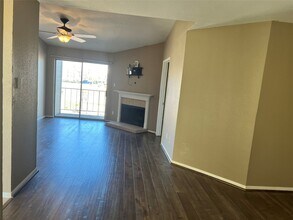 Building Photo - 18800 Egret Bay Blvd