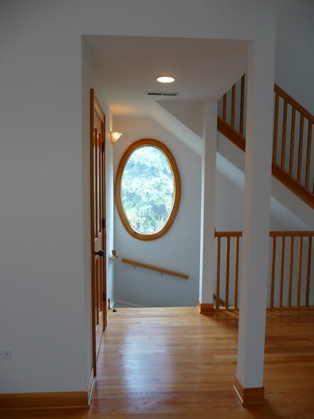 Entry way stairway - 2648 N Greenview Ave