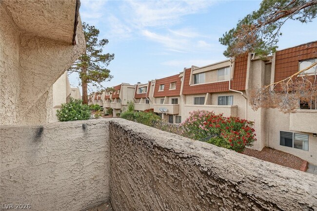 Building Photo - 3591 S Arville St