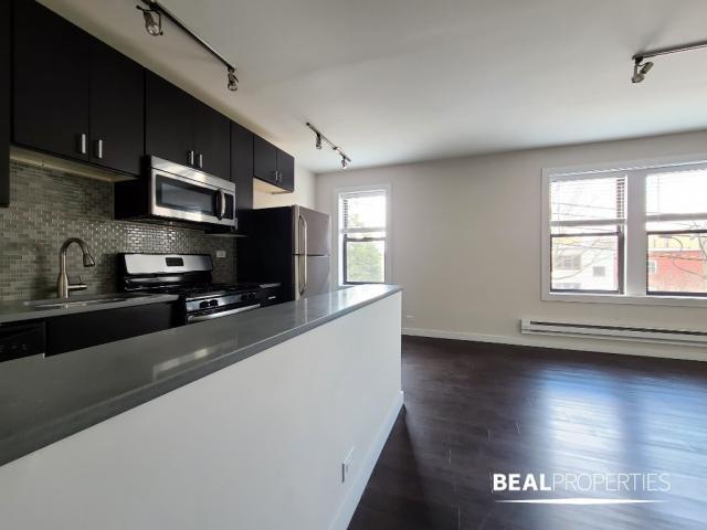 Building Photo - 1 bedroom in CHICAGO IL 60647