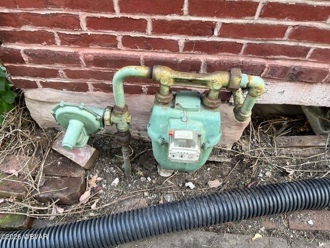 Building Photo - 336 Hastings St