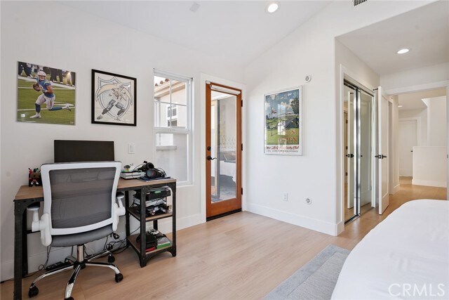 Building Photo - 6410 Lunita Rd