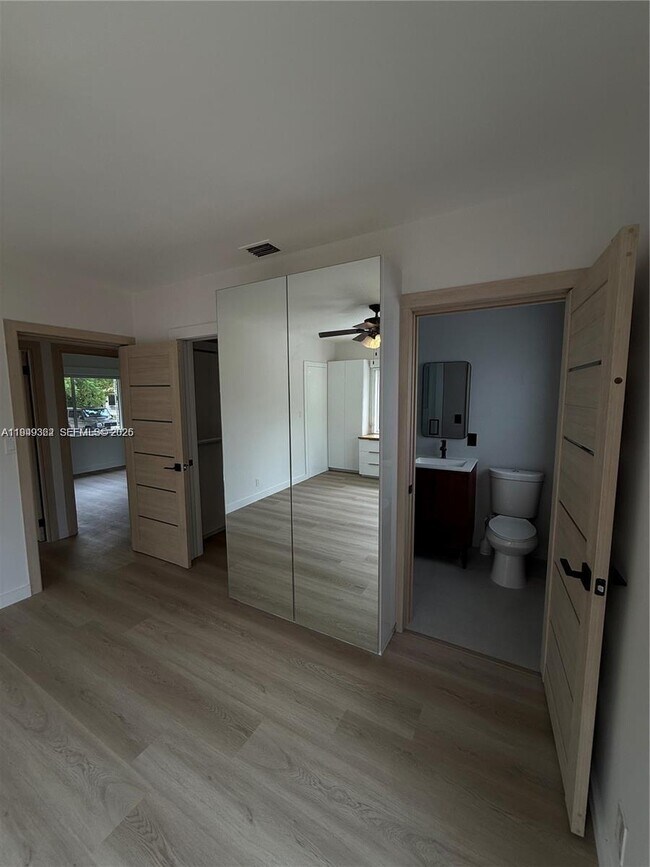 Building Photo - 675 NE 93rd St