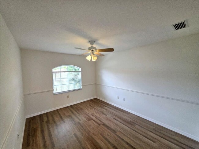 Building Photo - 395 Dorchester Dr