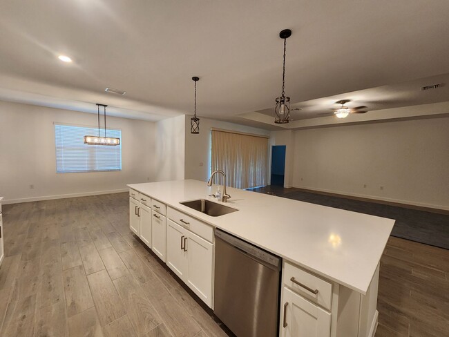 Building Photo - Beautiful New Construction 3BR/ 3BA/ 3 Car...