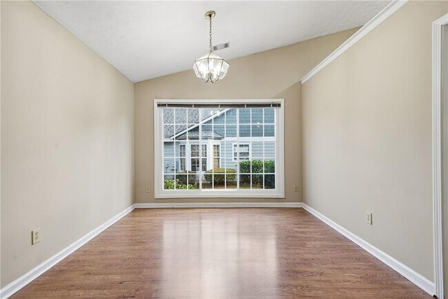 Building Photo - 3070 Bugle Dr