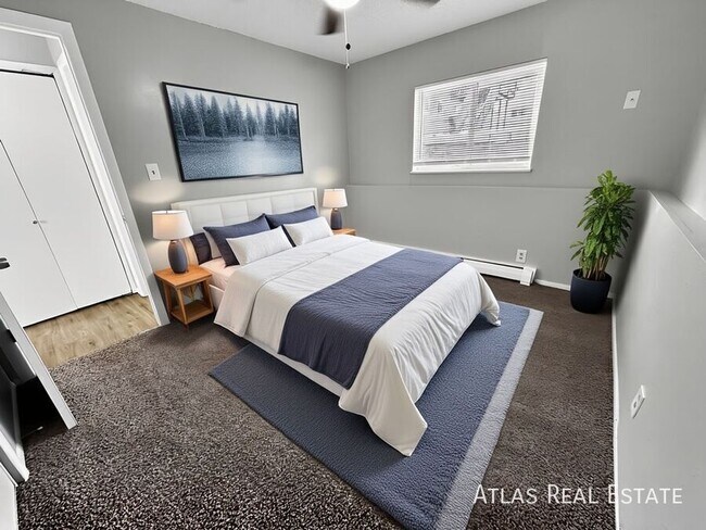 Building Photo - 2116 Friendship Pl