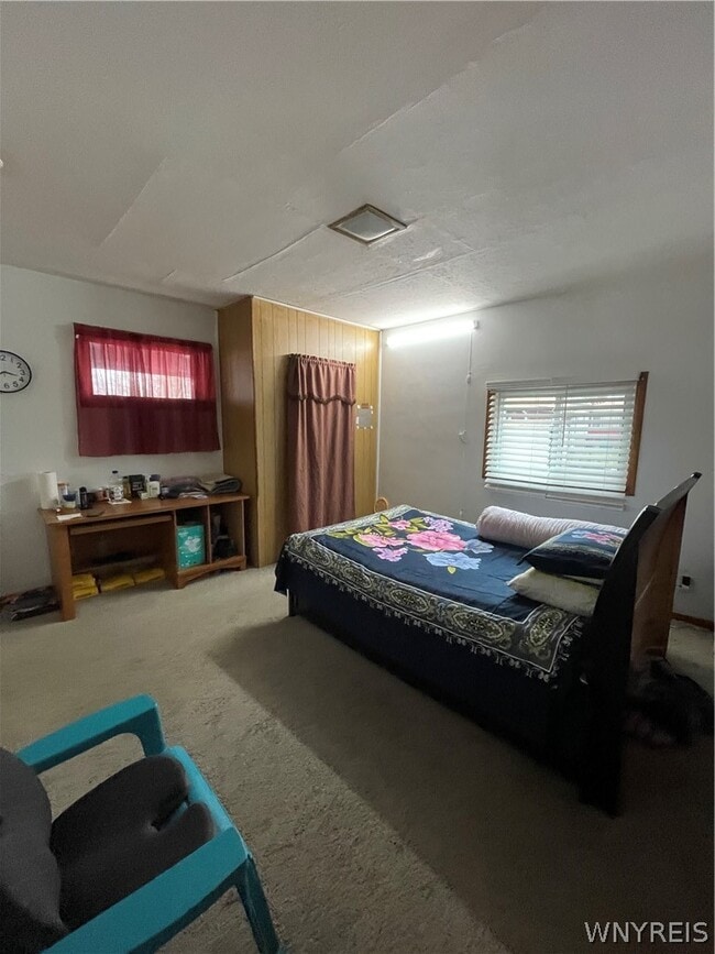 Building Photo - 226 Longnecker St