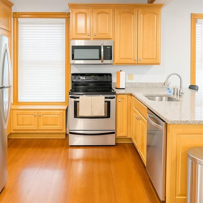 Building Photo - 20 Berkeley Ave